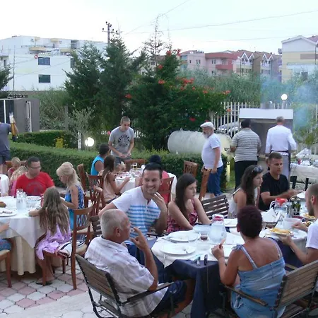 Hotell Akropoli 3*