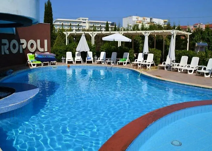 Akropoli 호텔