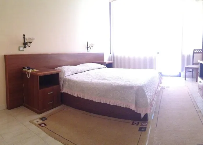 Hotel Akropoli 3*